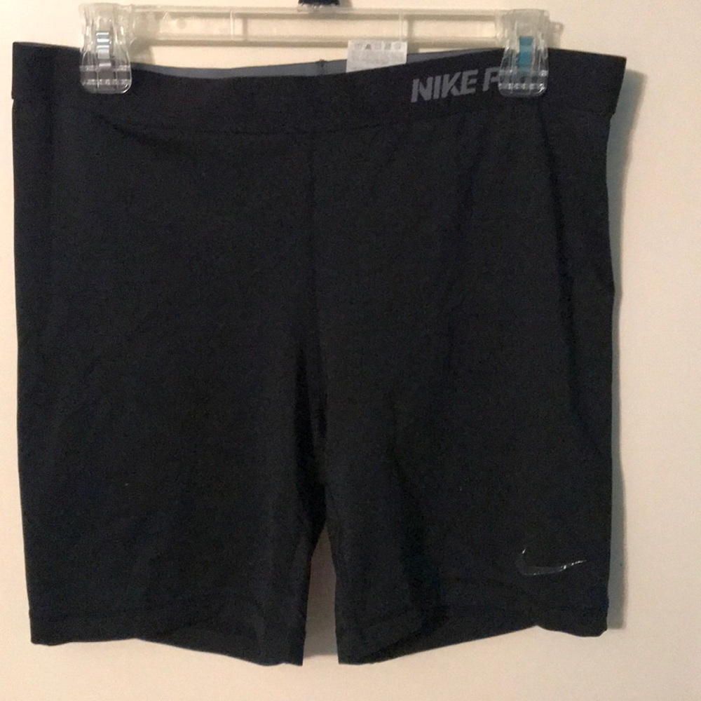 Nike Pro black bike shorts